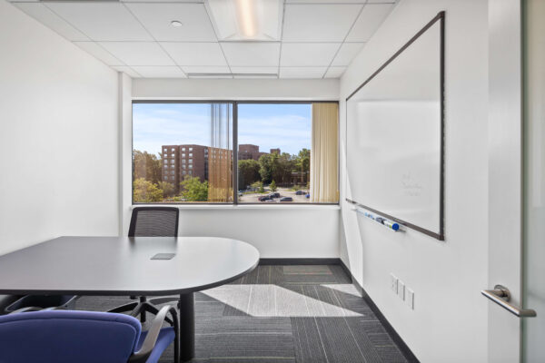 Boston Offices Burlington Day Office